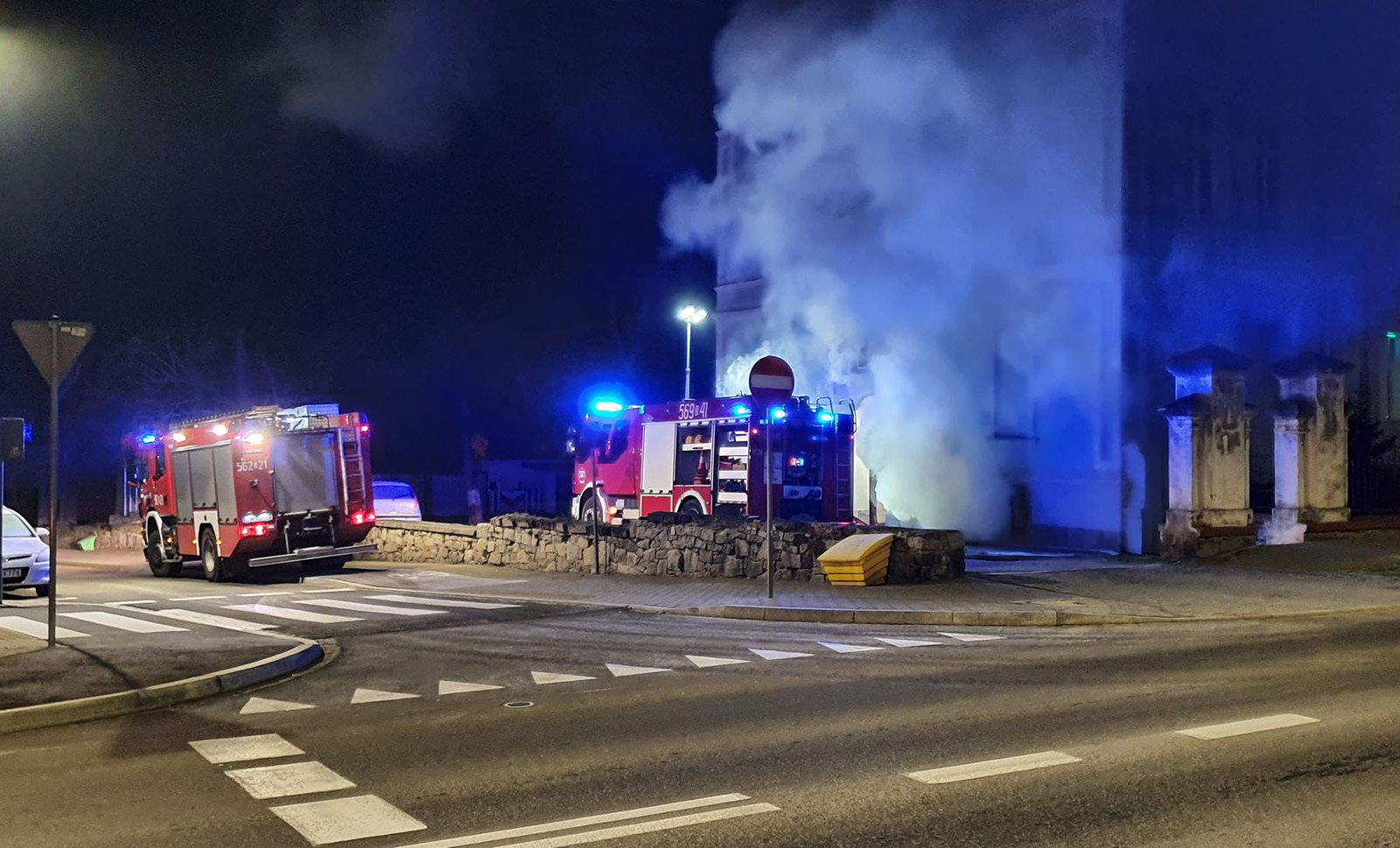 Nocny pożar w kamienicy przy ul. Tadeusza Kościuszki [FOTO] 