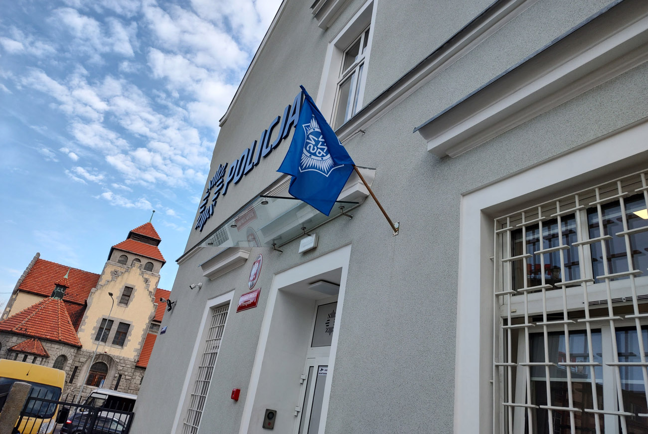 37-latek naciął się na fałszywego pracownika banku i policjanta. Do spłaty ma 110 tys. złotych kredytu 