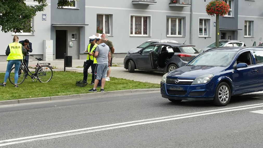 Potrącenie 13-letniej rowerzystki na Alei Wojska Polskiego [FOTO] 