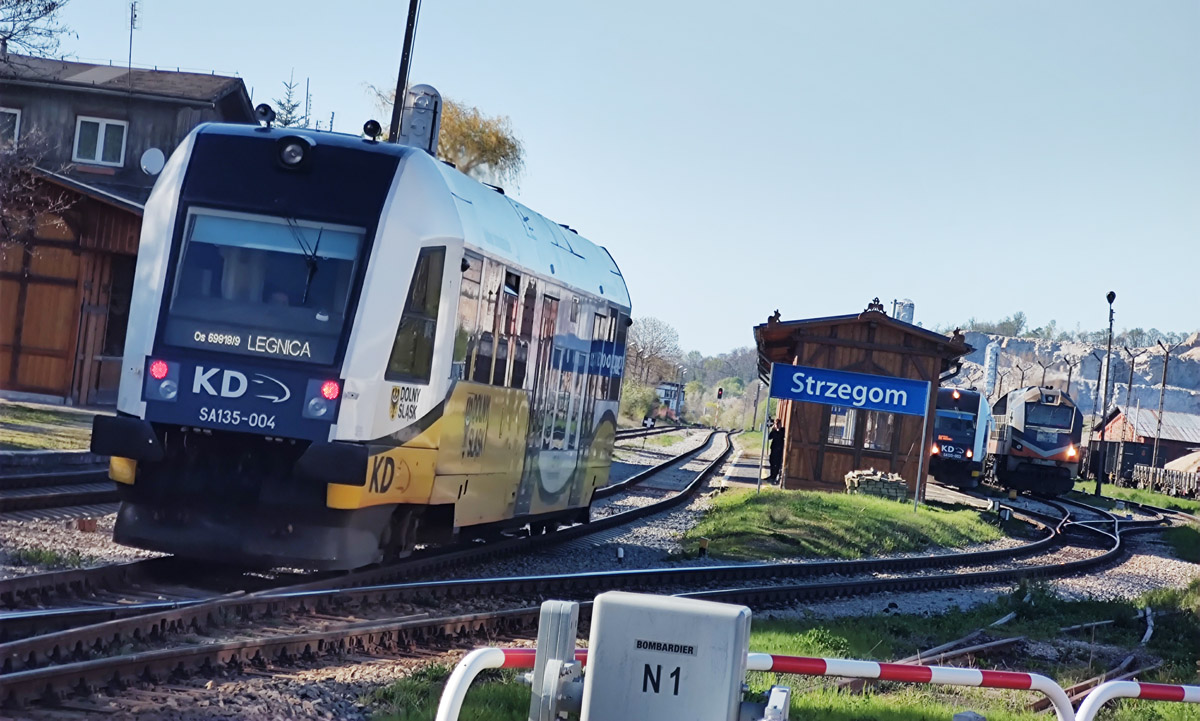 Od poniedziałku będą utrudnienia na trasie kolejowej Strzegom-Legnica 