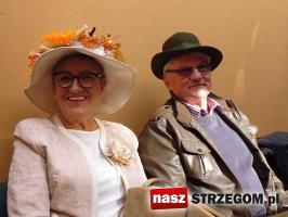 Seniorzy z fantazją i kapeluszami [FOTO]